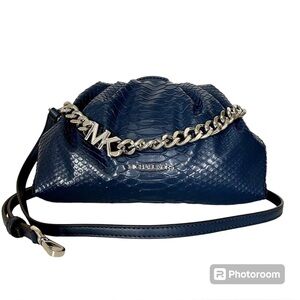 2023 Michael Kors Nola Small Snake Embossed Crossbody Chain Clutch Navy